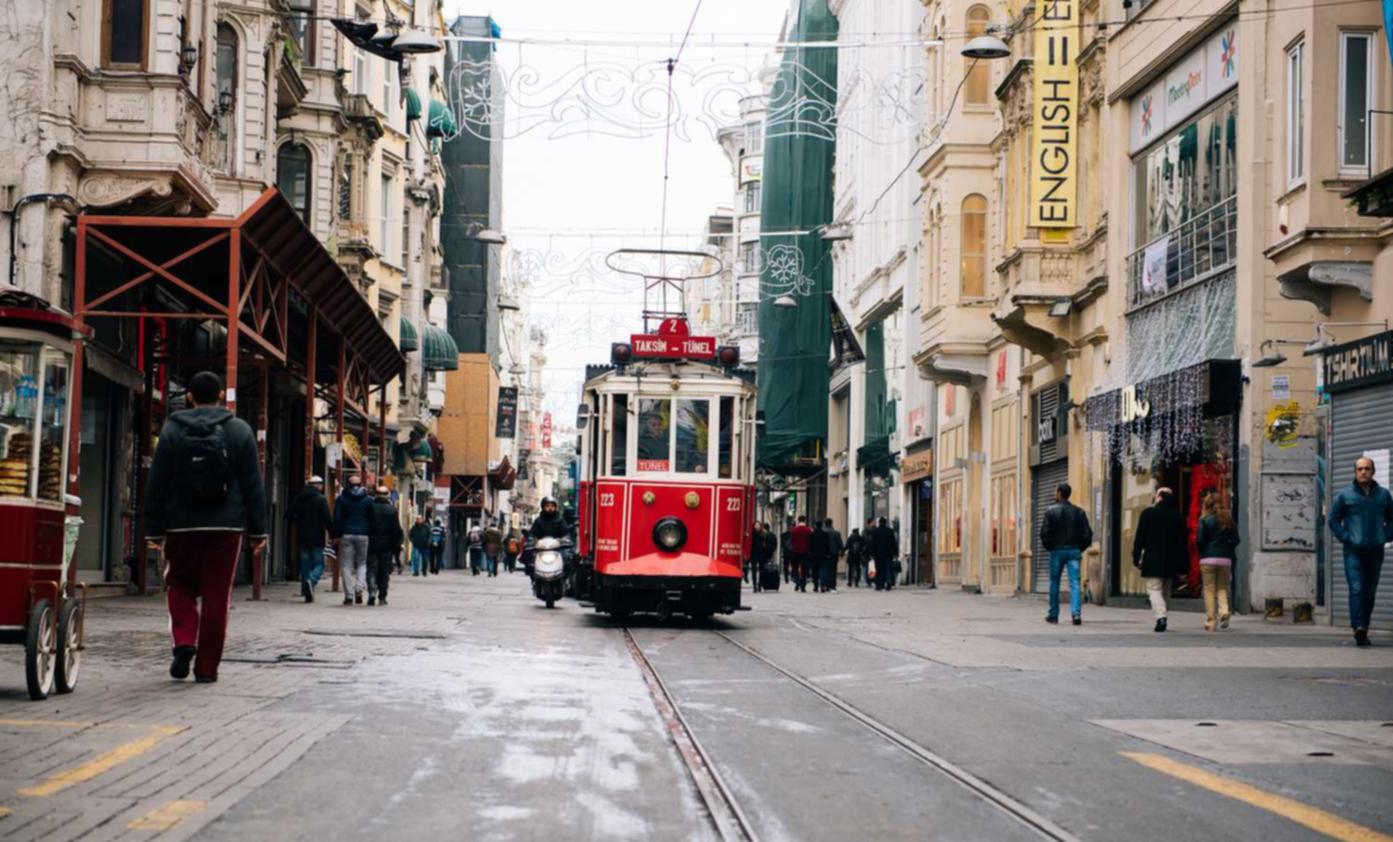 无需实名流量卡:腾讯小游戏代理平台