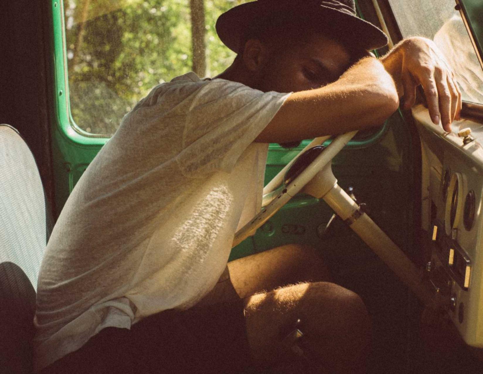 丽晶国际实名账号:流量卡和智能穿戴设备的互通性