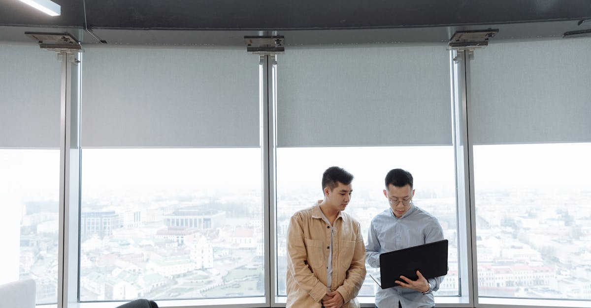 如何在短信中添加调查问卷？